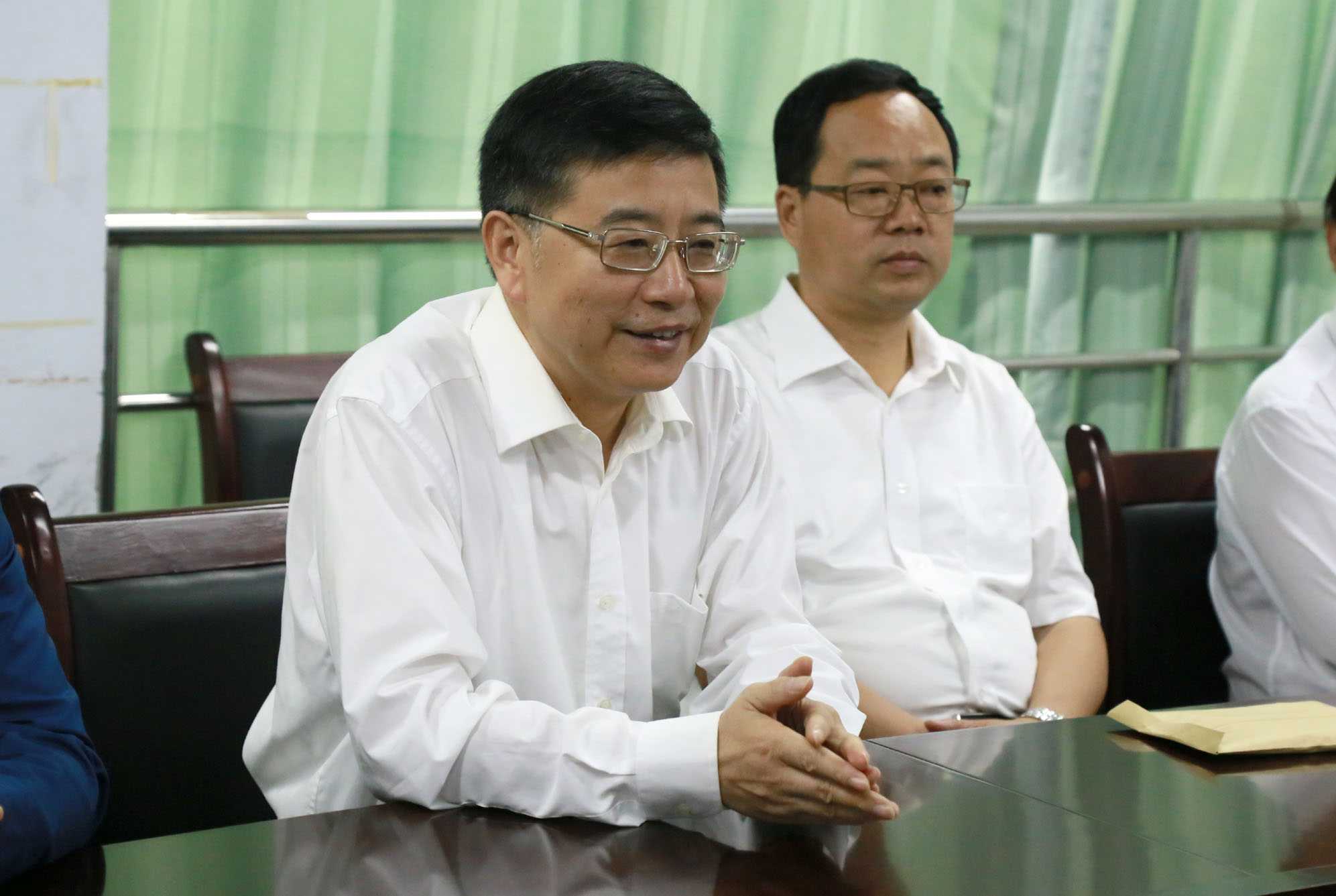 涪陵区委书记周少政率队来校慰问