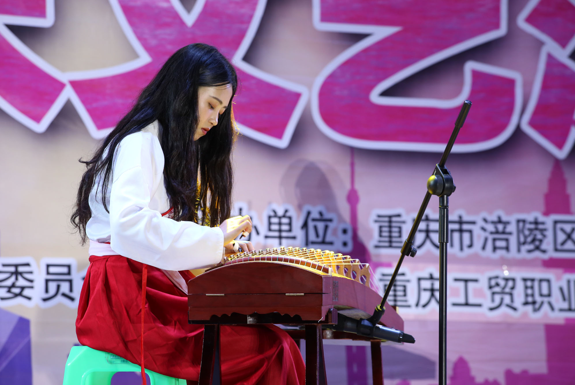 我院参加涪陵区2019年广场周末文艺演出活动