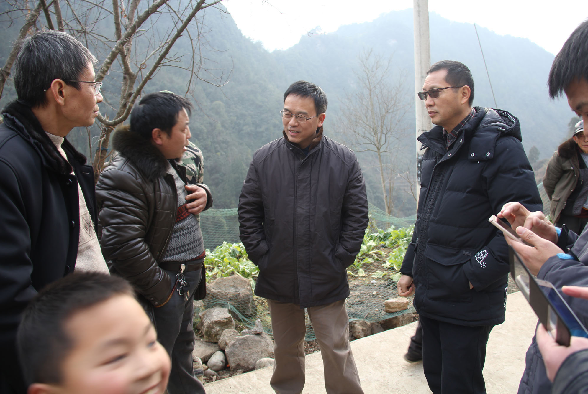 学院与巫溪县天元乡签订结对帮扶框架协议并开展扶贫慰问