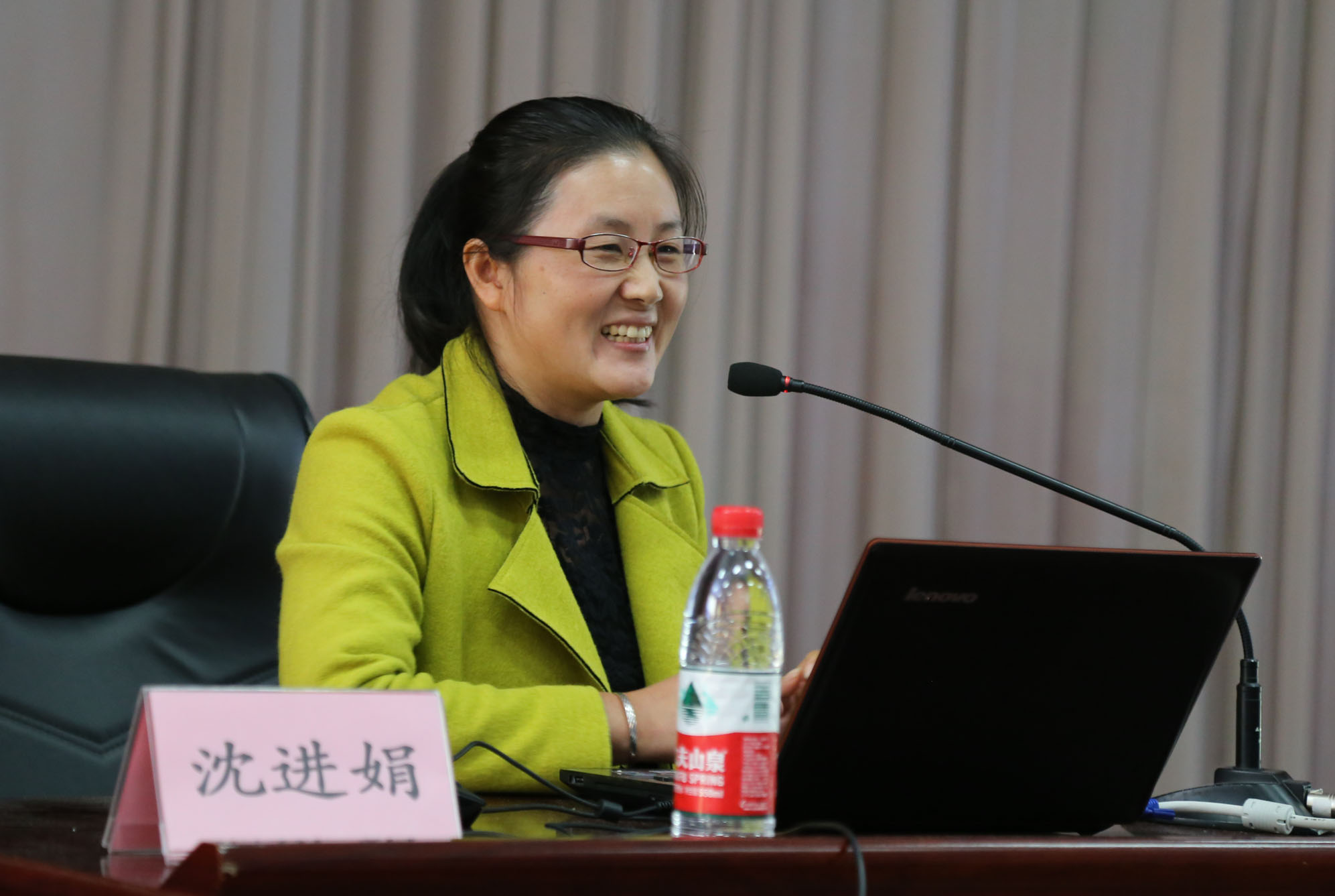 全国“双创周”涪陵会场创业导师授课活动在我院举行