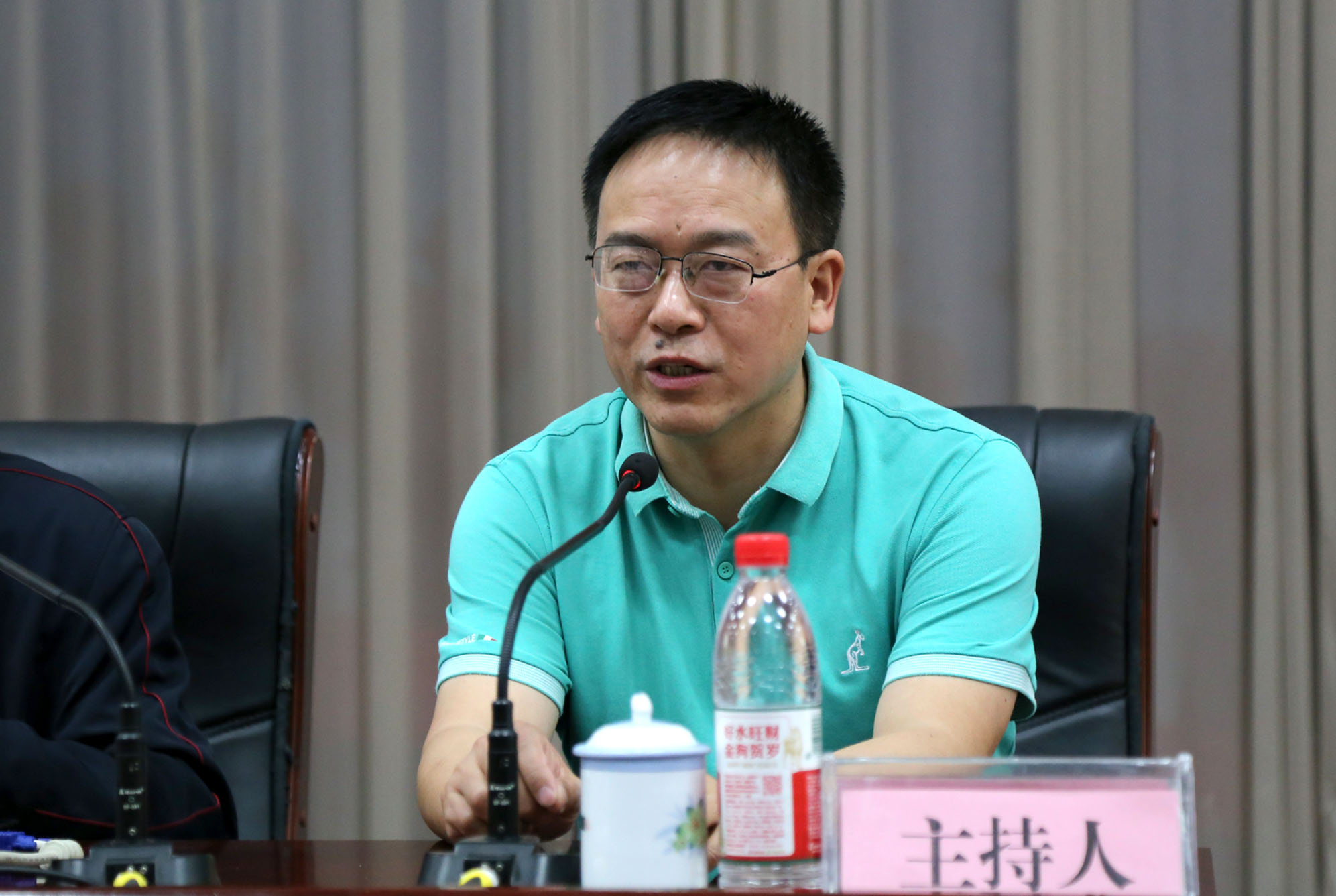 张亚杭教授莅临我院作优质高职院校建设专题报告