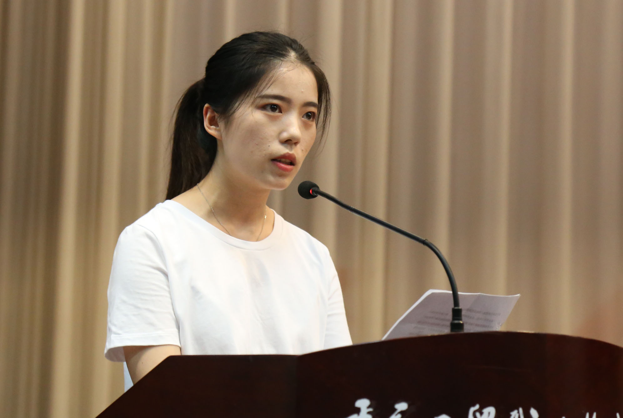 学院隆重举行2019届学生毕业典礼