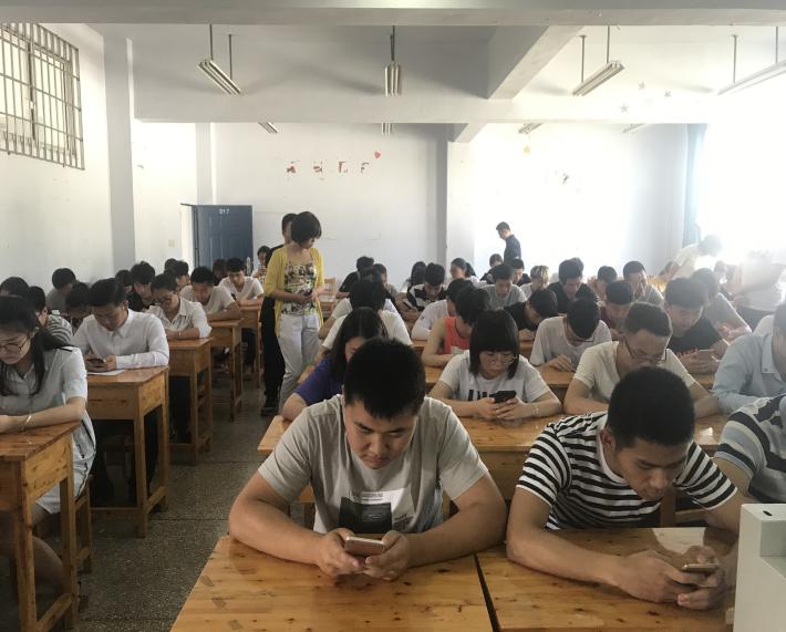 汽车与电子工程系党总支开展“学习十九大精神 推进优质高职院校建设”知识竞赛