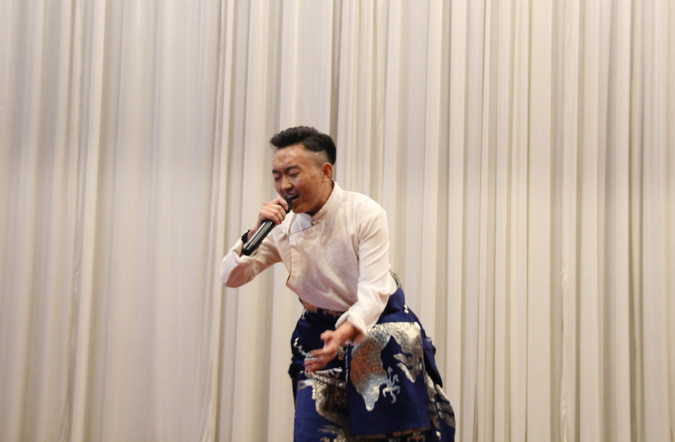 学院举行第七届校园歌手大赛