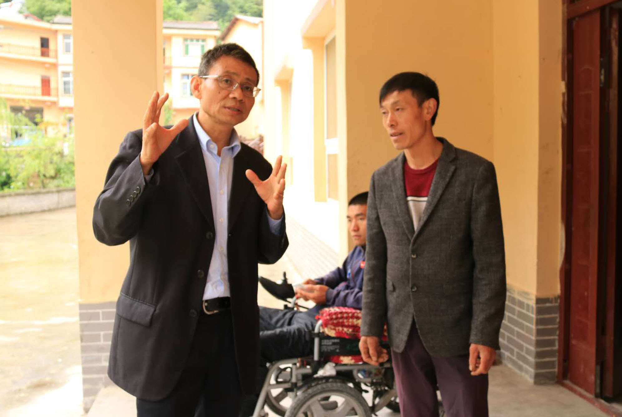 学院再赴巫溪县天元乡开展结对帮扶活动