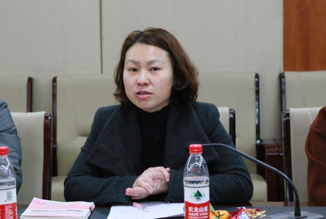 学院召开少数民族师生座谈会