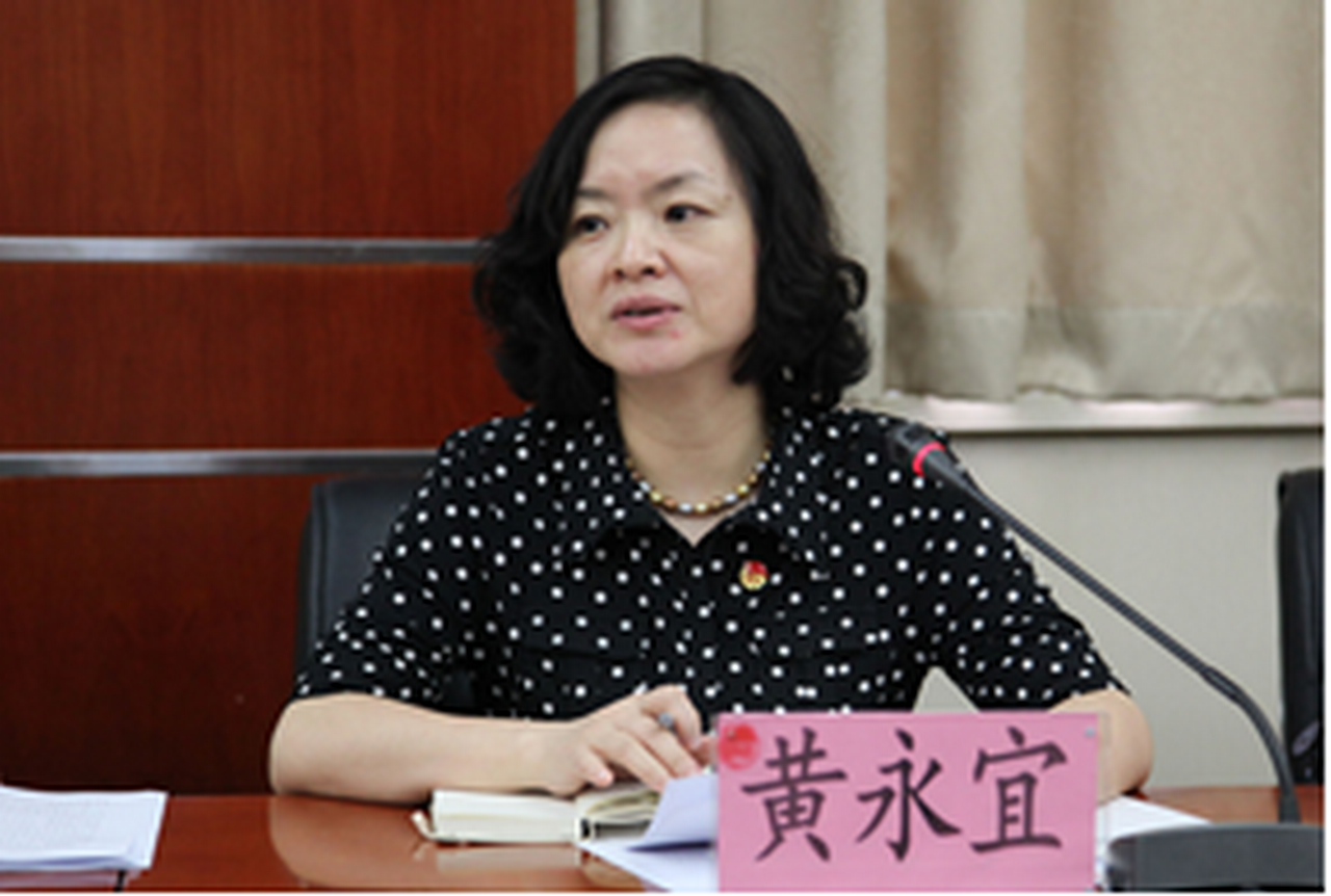 学院团委在重庆高校共青团工作座谈会作交流发言
